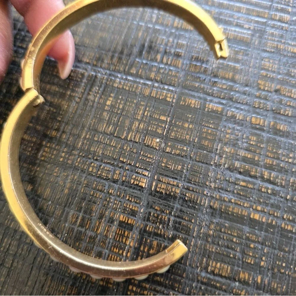 Vintage J. Crew Gold Tone Hinged Bangle Set Of 3